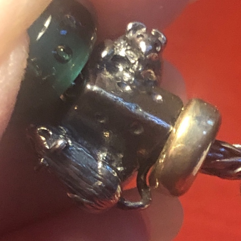 Trollbeads Bracelet,Original Box, Approx 7”, 17 Charms/Beads Excellent Condition - Picture 12 of 15